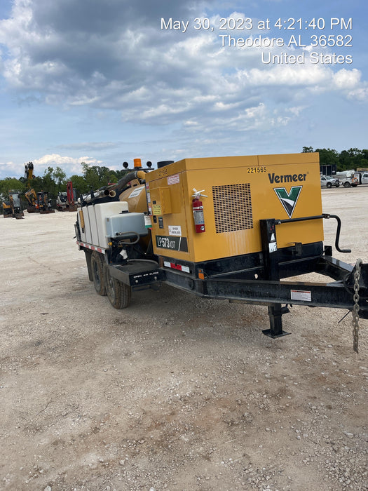 2022 VAC-TRON LP573XDT