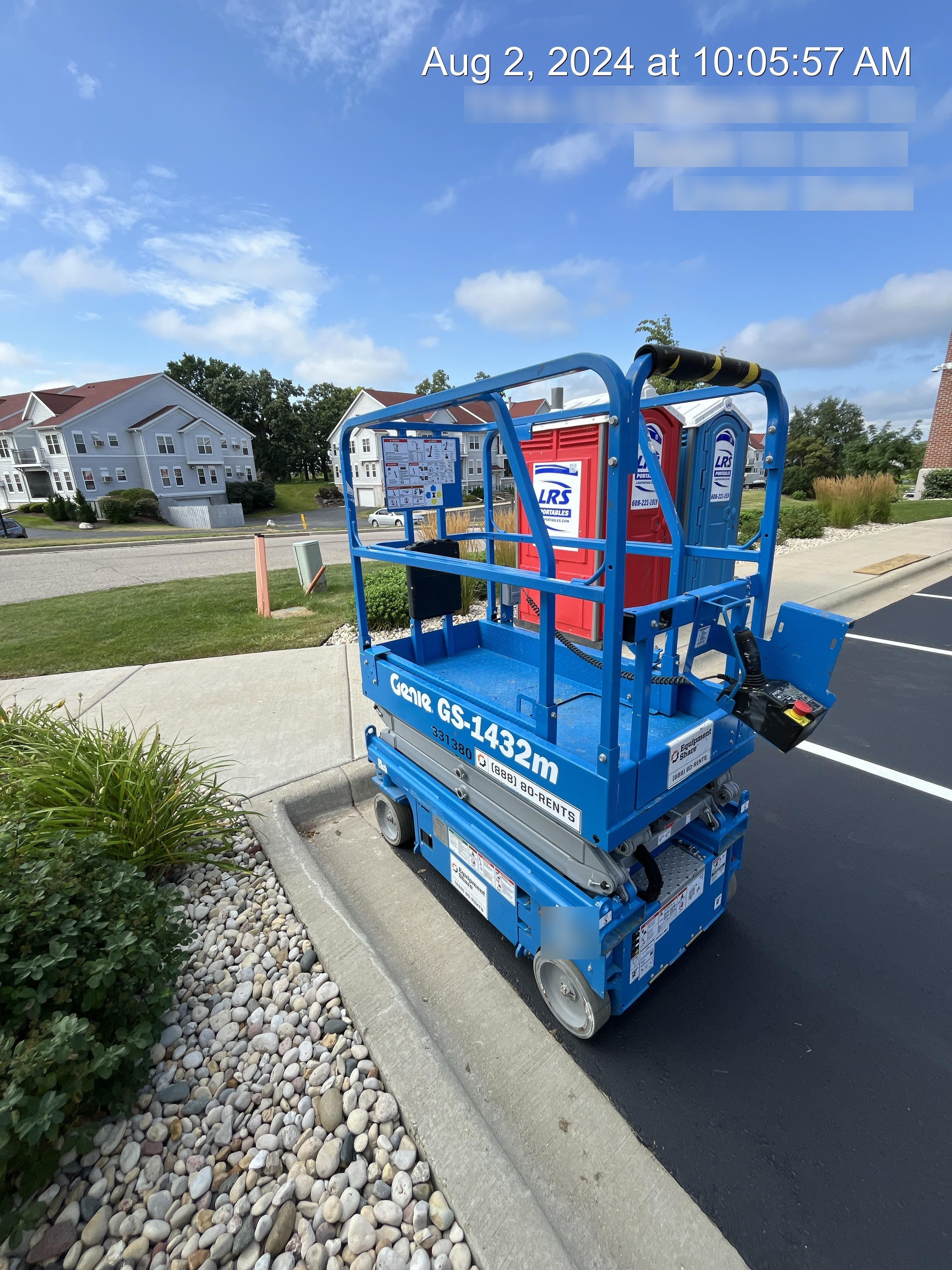 2023 GENIE GS-1432