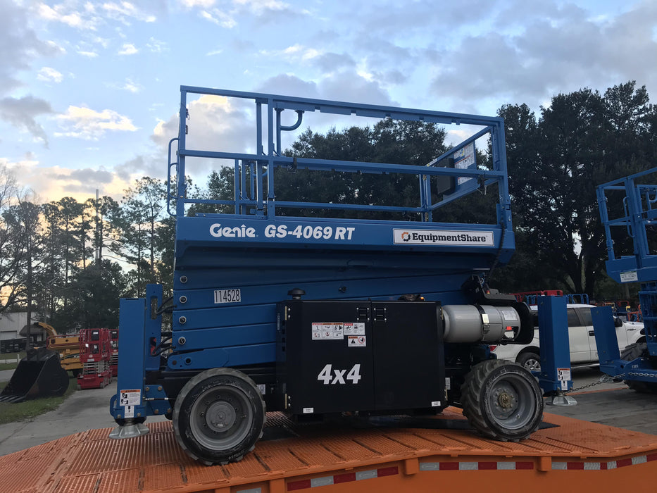 2020 GENIE GS-4069 RT