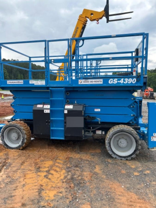 2020 GENIE GS-4390 RT