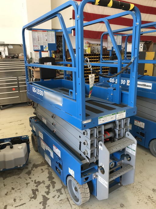 2019 Genie GS-1930 Fixed Rails with Chain Entry