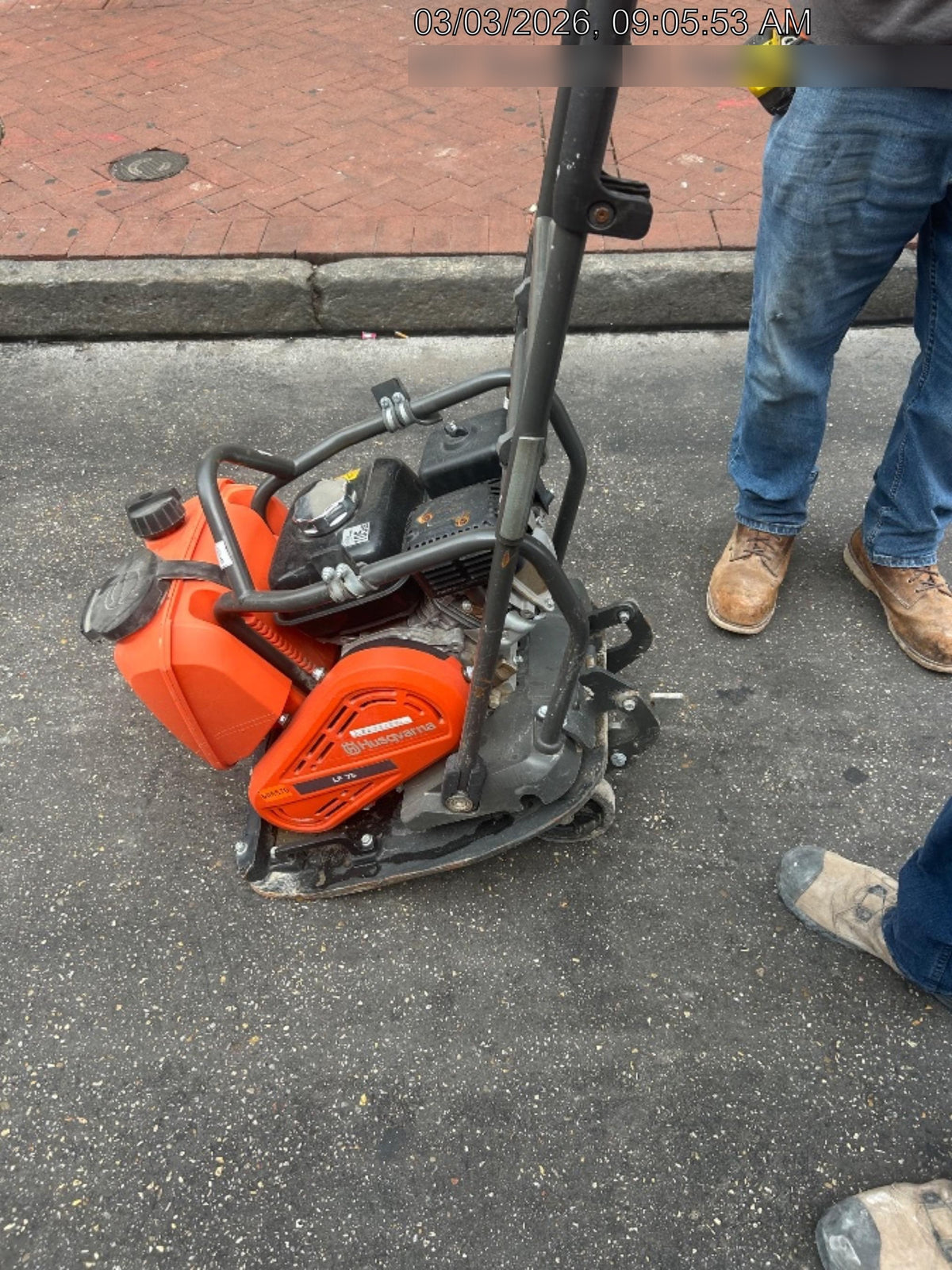 2025 HUSQVARNA LF75