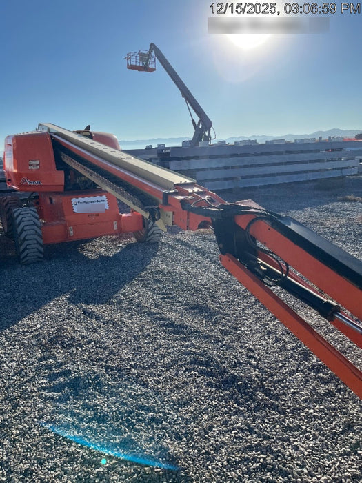 2020 JLG 660SJ
