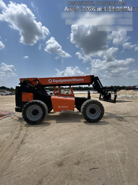 2023 SKYTRAK 8042