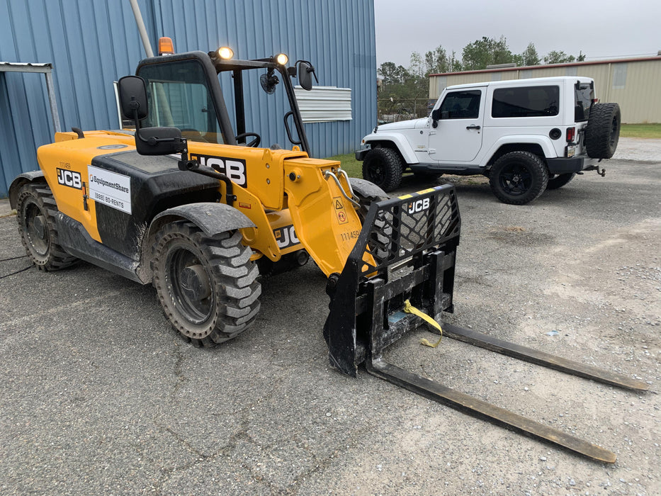 2020 JCB 505-20TC Canopy, Solid Tires, Work Lights, Beacon, Aux Hydraulics, Back up Alarm, ES Decals