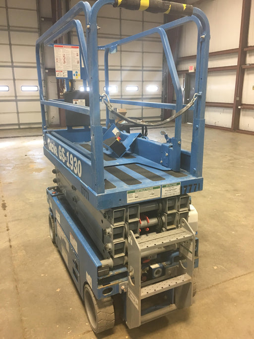 2018 Genie GS-1930 Genie GS-1930 w/Fixed Rail, Chain Entry