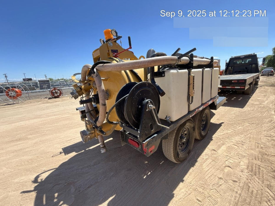 2023 Vac-Tron LP573XDT T4 Koehler Diesel Engine, 500 Gallon Debris Tank, x2 100 Gallon Water Tanks