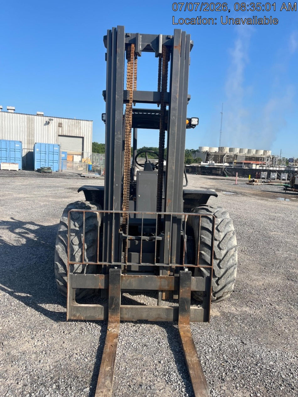 2023 CASE 588H