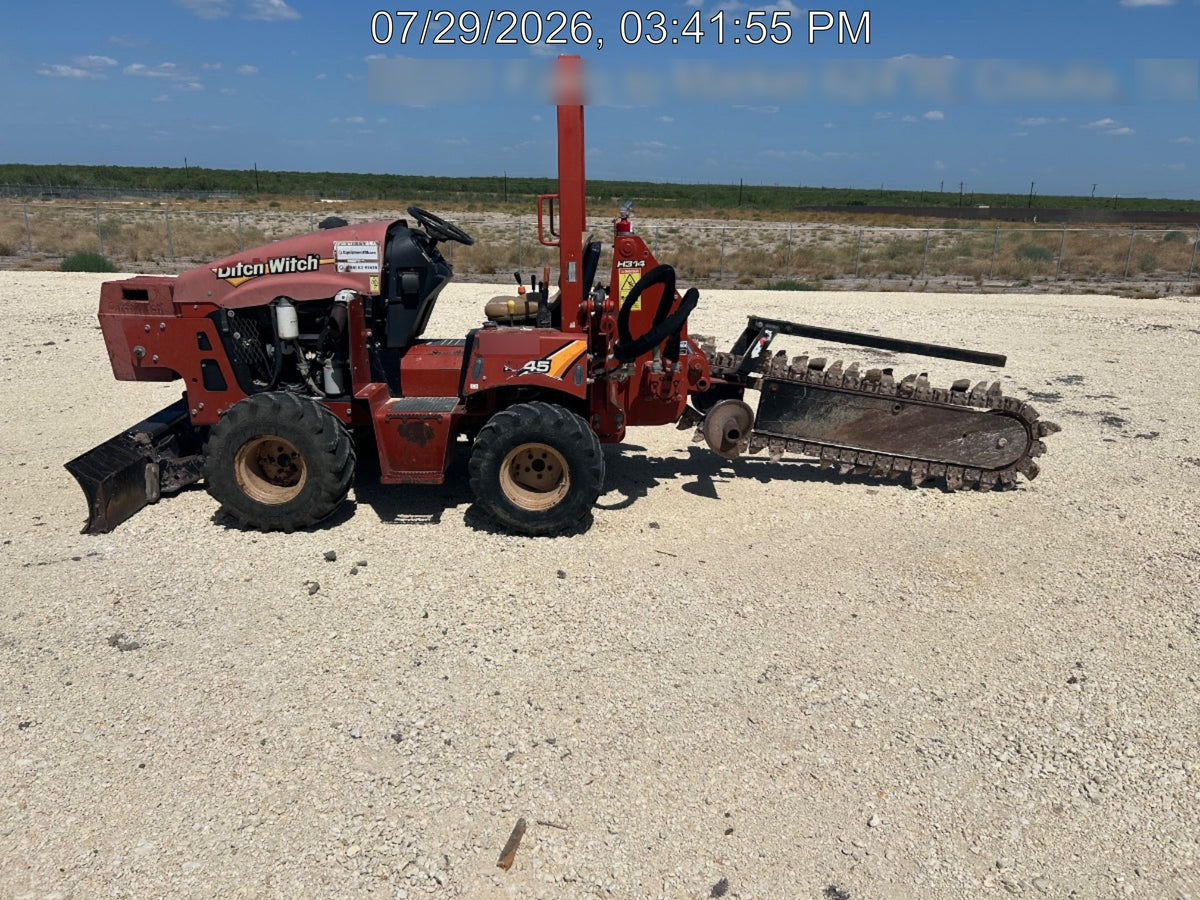 2019 DITCH WITCH RT45A