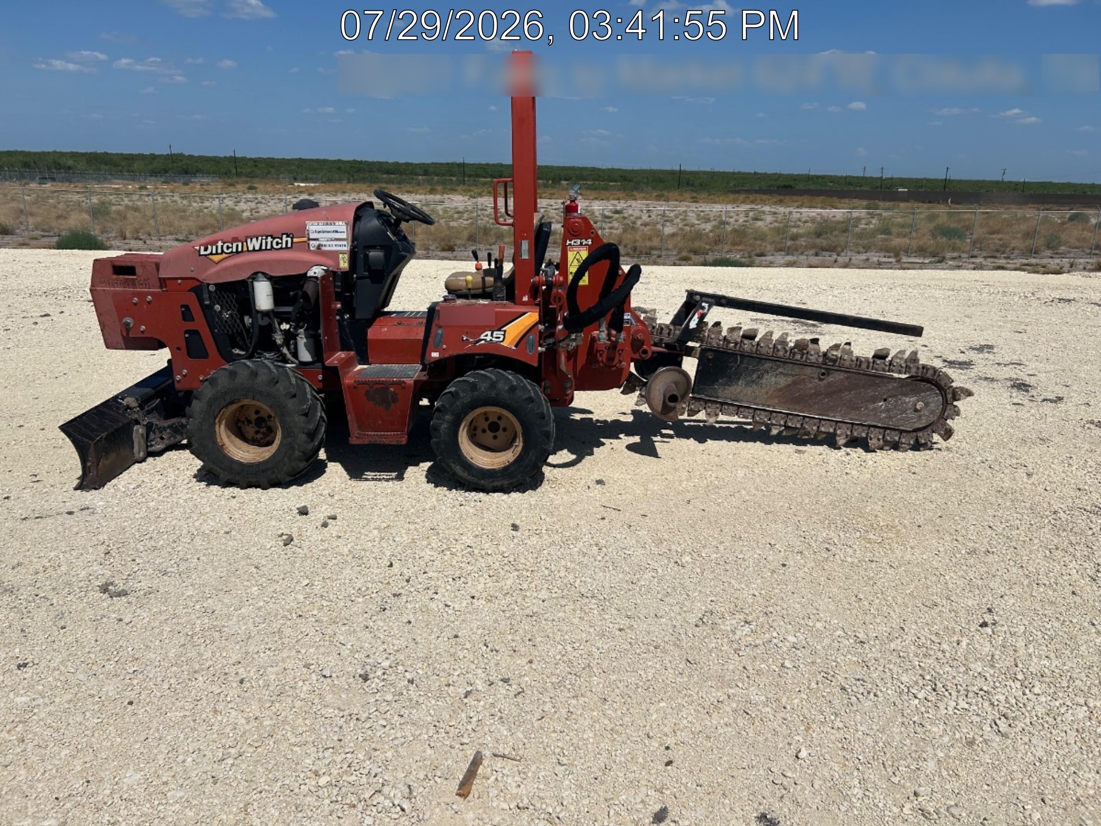2019 DITCH WITCH RT45A
