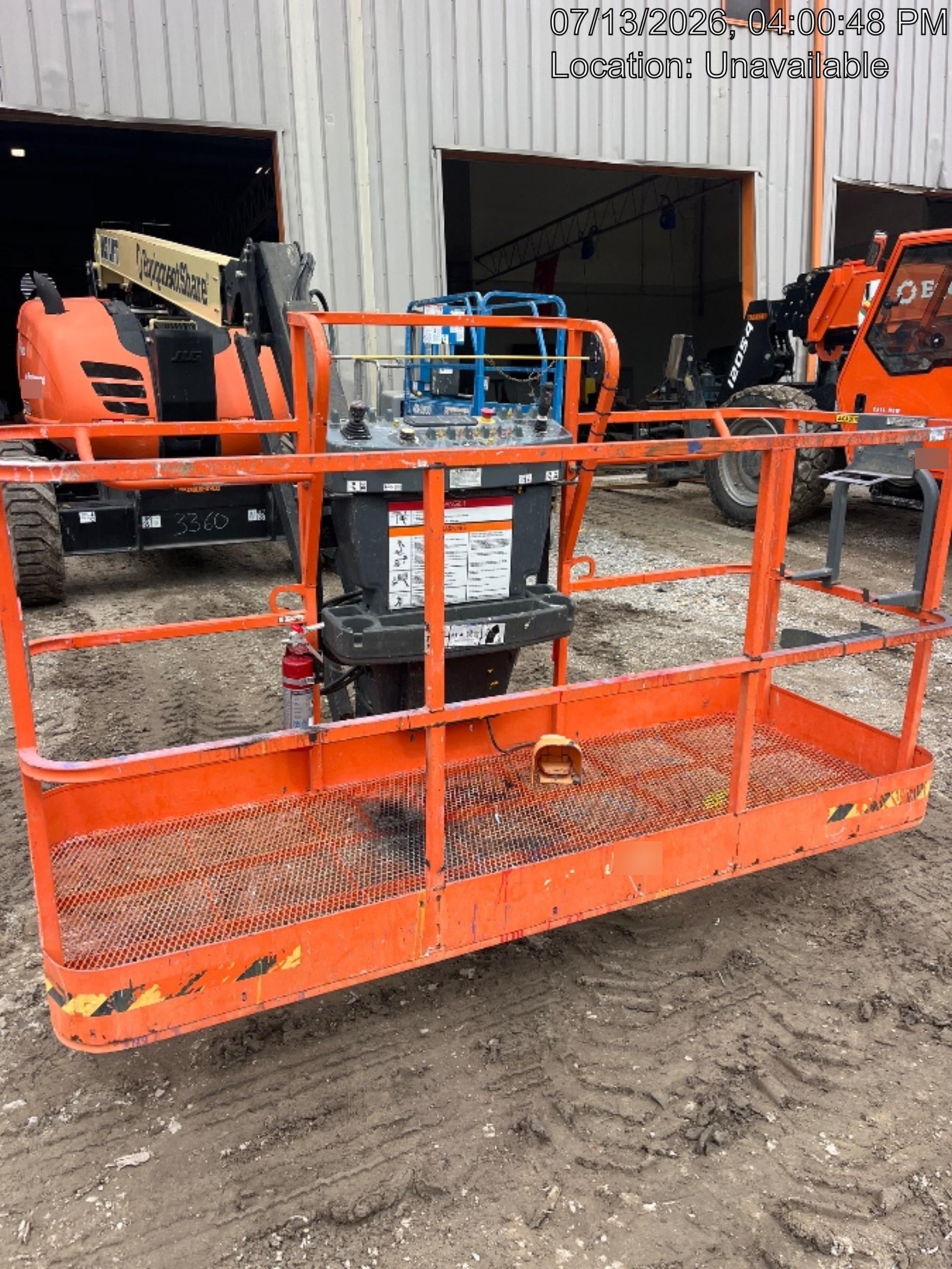 2025 JLG 600AJ