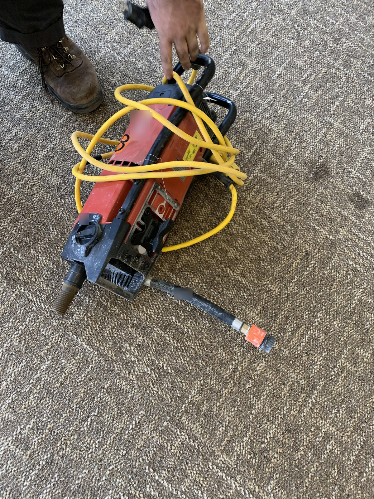 2020 HILTI DD250E