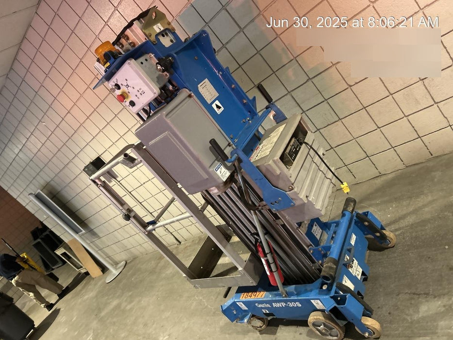 2021 GENIE AWP-30S DC