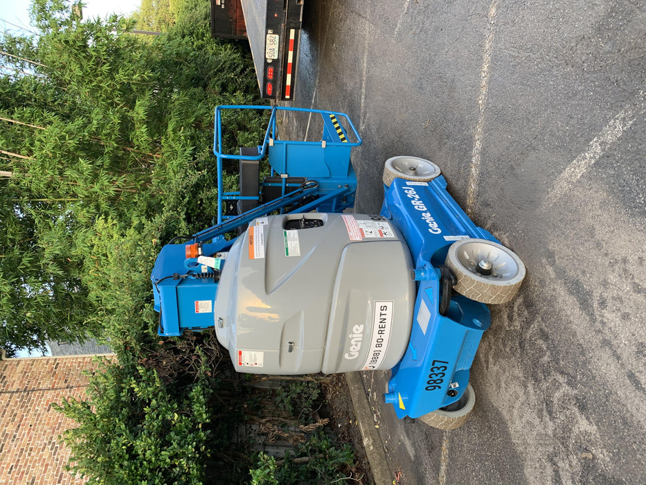 2020 GENIE GR-26J