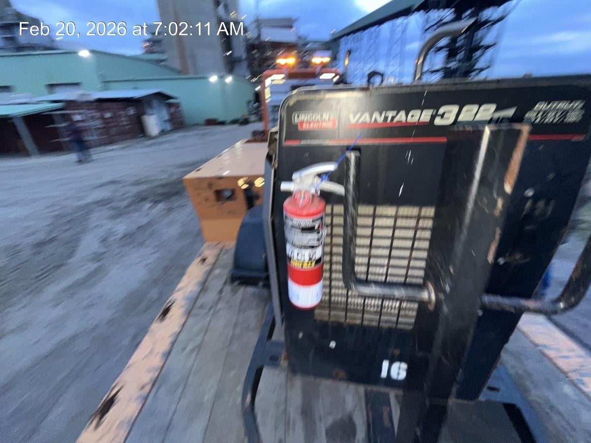 2018 Lincoln Electric Vantage 322 Lincoln Vantage 322 Welder Ready Pak 3 - Vantage 322, Trailer, Fender and light kit, Cable rack