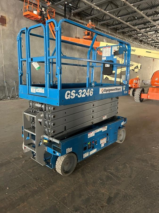 2020 Genie GS-3246 Standard, Folding full height swing gate, 800W Inverter