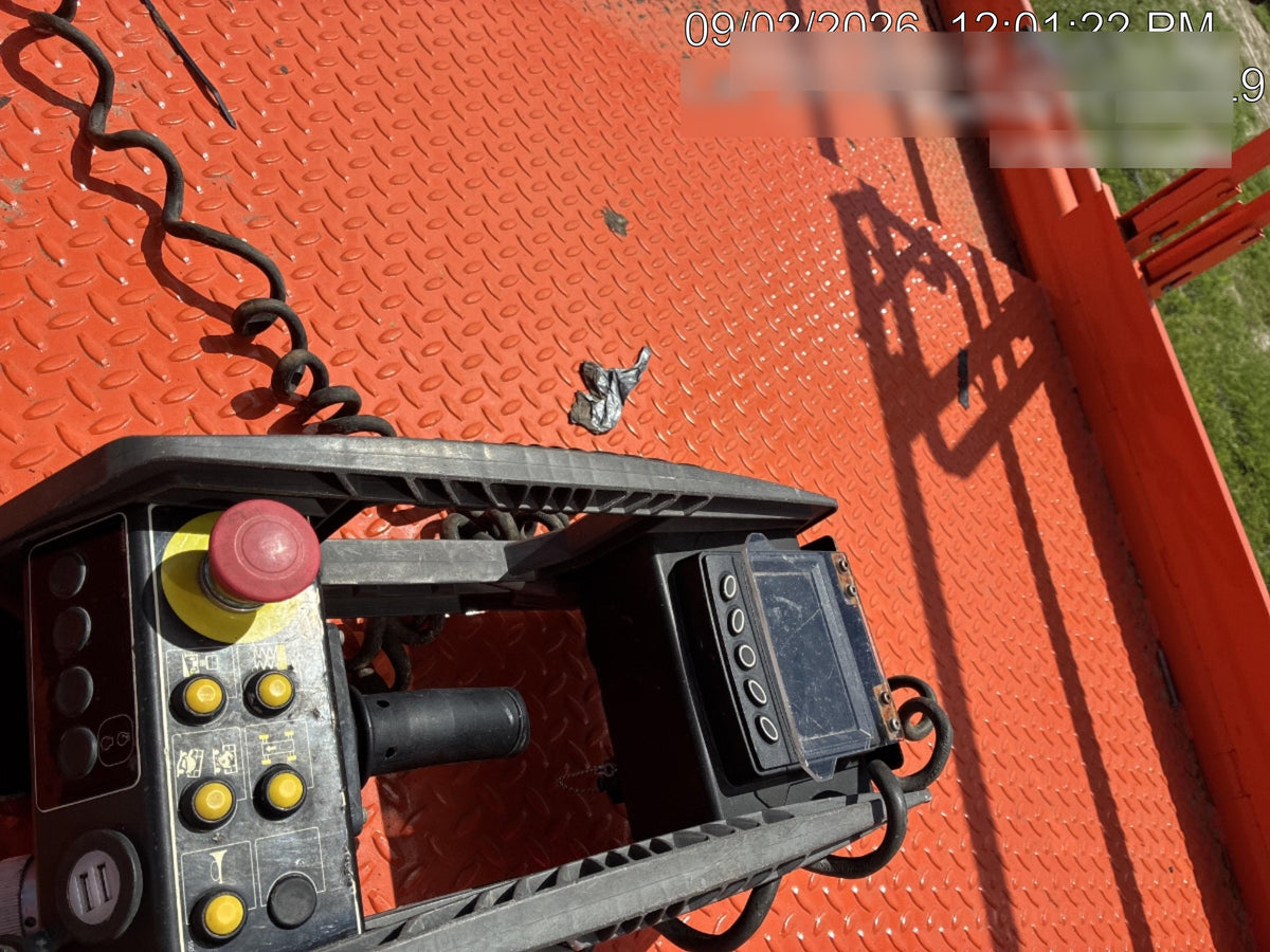 2021 JLG ERT4069