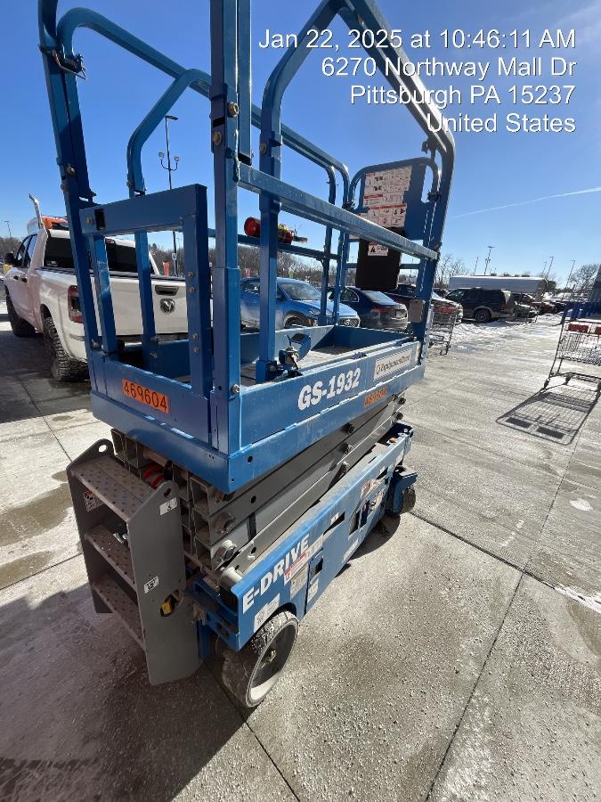 2024 GENIE GS-1932