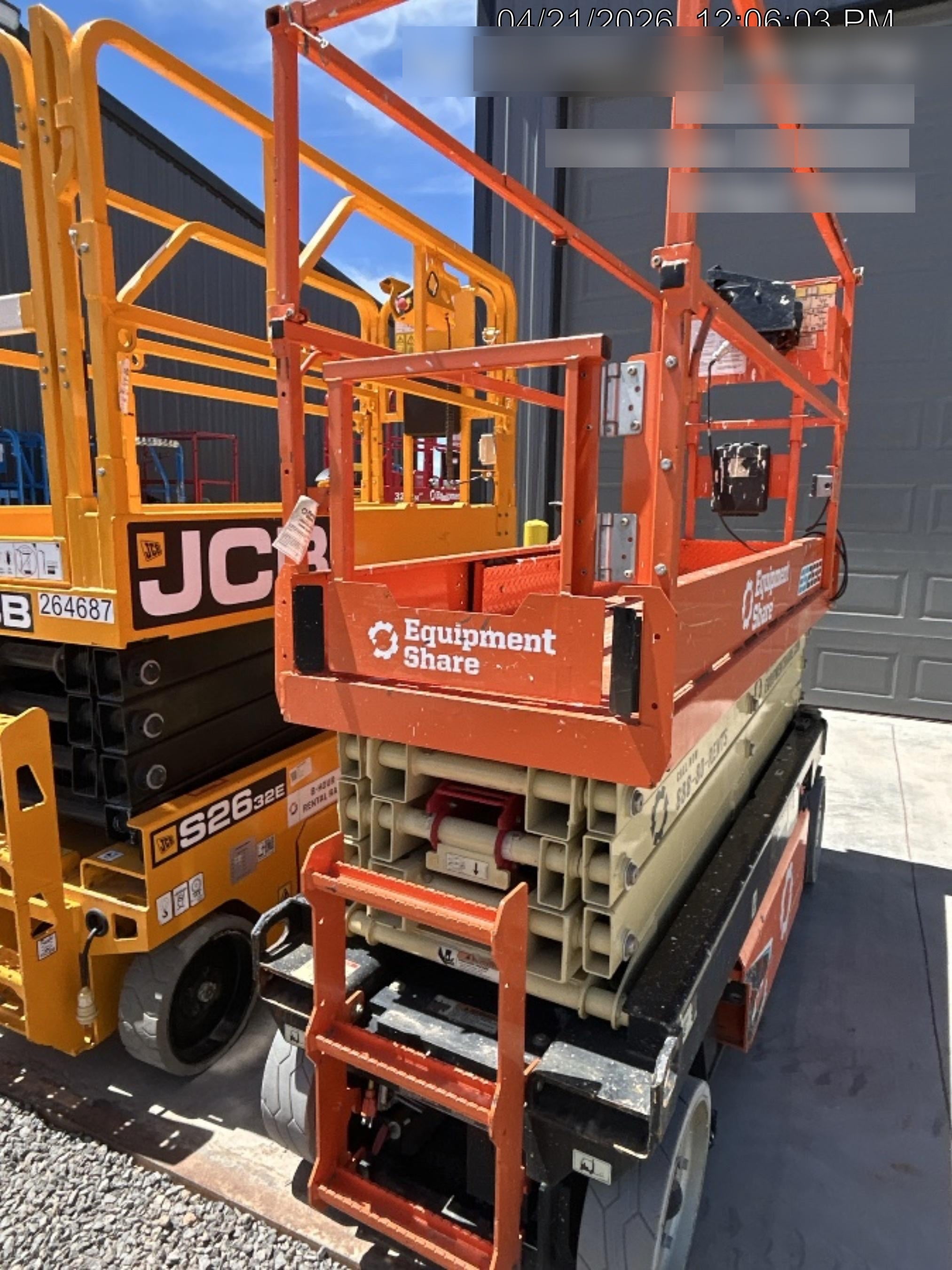 2022 JLG ES2632
