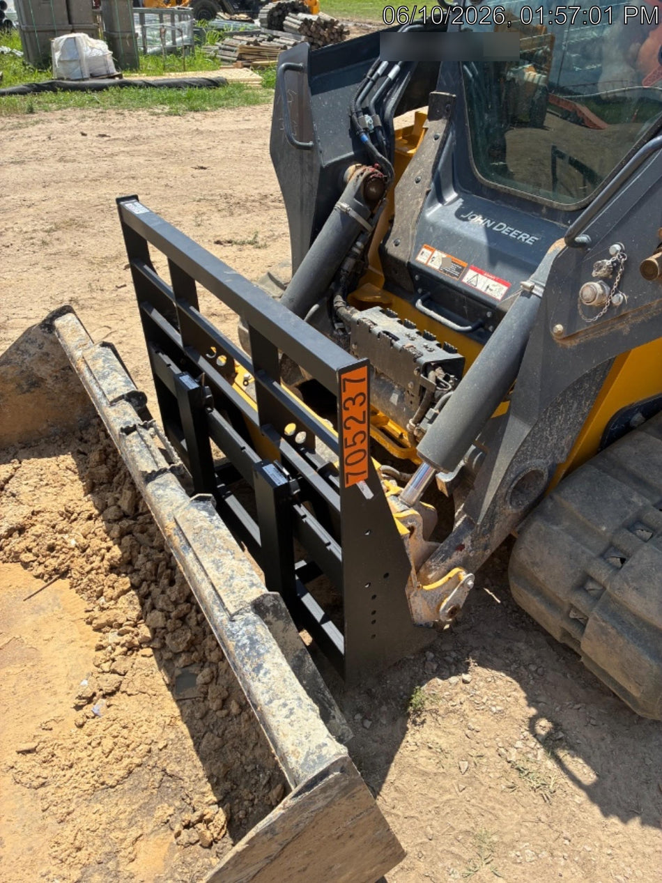 2026 ARROW MATERIAL HANDLING 72" Pallet Forks - Arrow