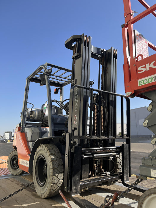 2022 TOYOTA 50-8FGU25