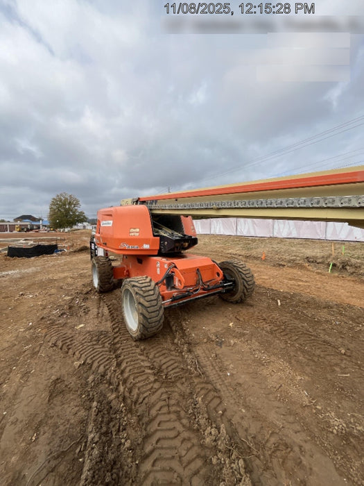 2020 JLG 660SJ