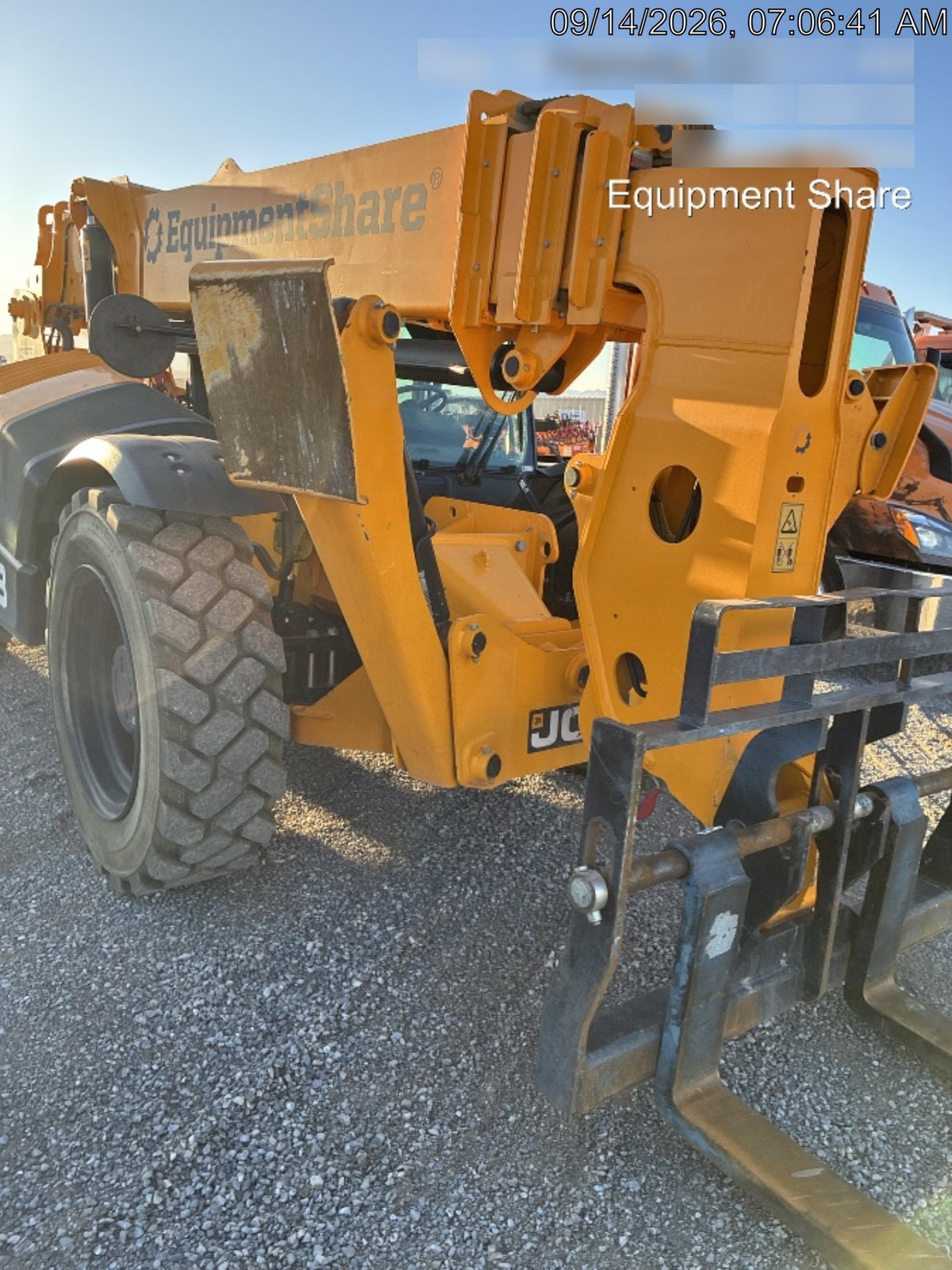 2025 JCB 512-56