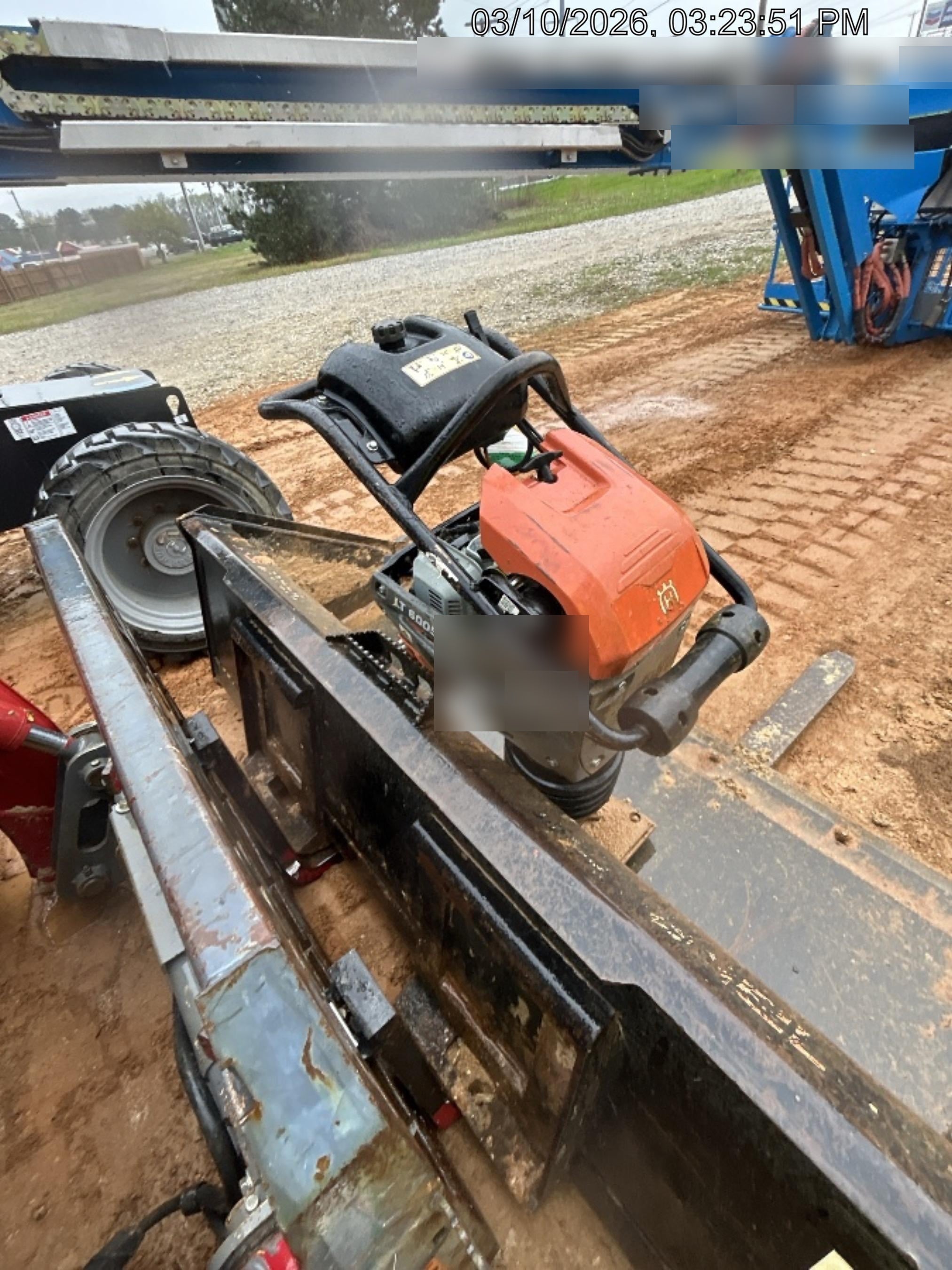 2024 HUSQVARNA LT6005