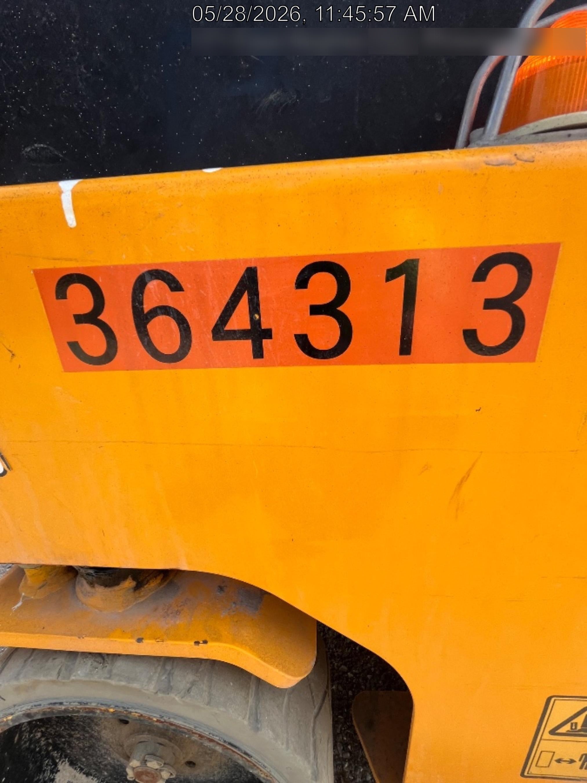 2025 JLG ES1932