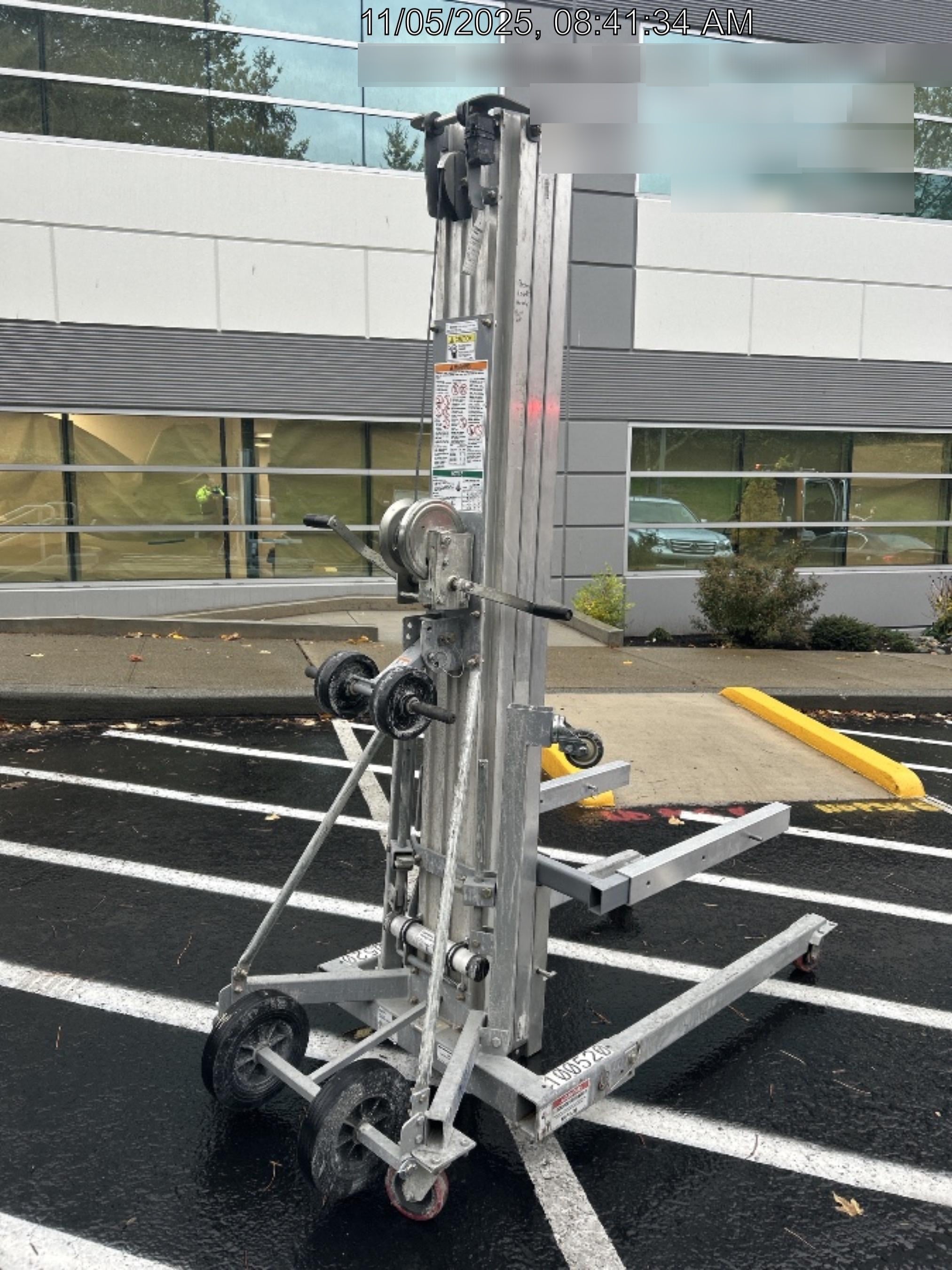 2020 GENIE SLC-18