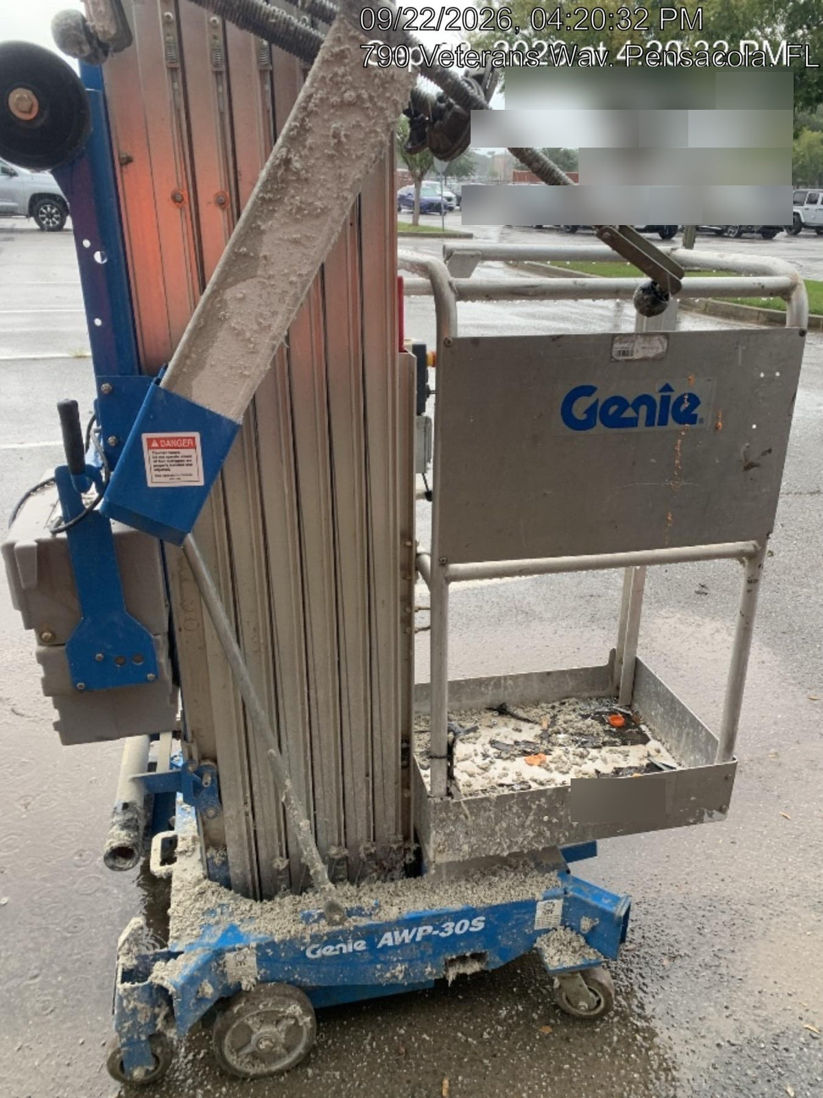 2020 GENIE AWP-30S