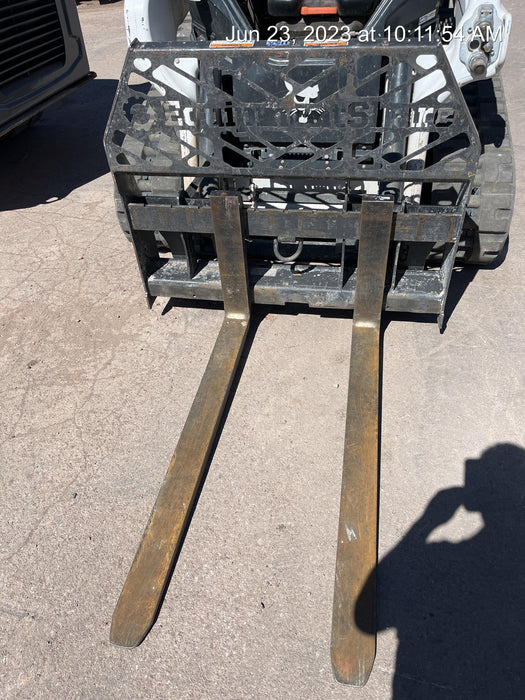 2021 PALADIN 48" Pallet Forks - Paladin