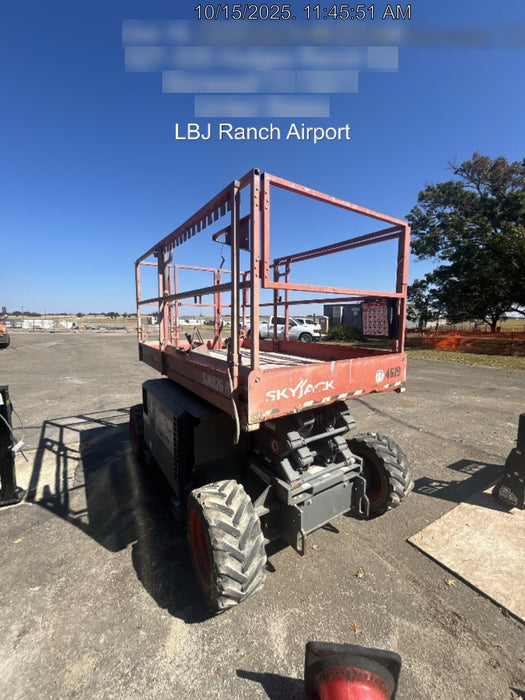 2017 SKYJACK SJ6826 RT