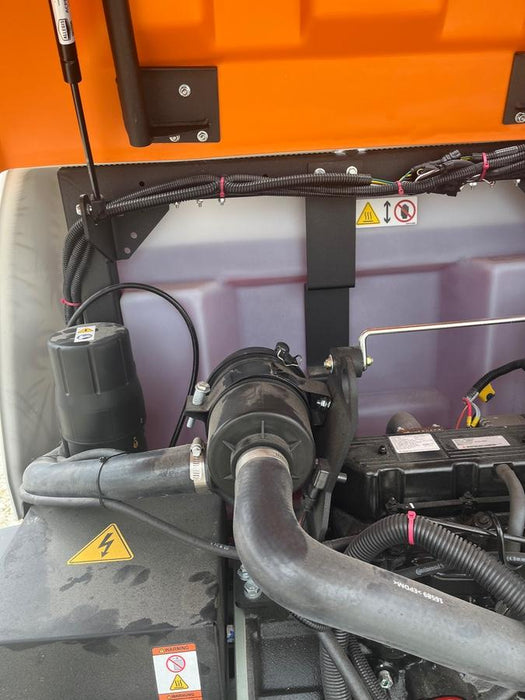 2025 Generac MLT6SMDS Diesel, Mitsubishi / Final Tier 4 Engine, 10.5 HP @ 1800 RPM, (4) 320W G4 LED's, Brushless Excitation, Capacitor Regulated, Vertical Mast, Manual Winch, 5kW Export Power, Power Zone Auto Light Controller