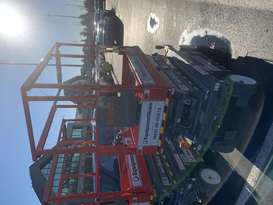 2020 Skyjack SJIII-3219 High Rail, Solid NM Tires, Half height spring hinged entry gate, Dual Beacons, 800W Inverter