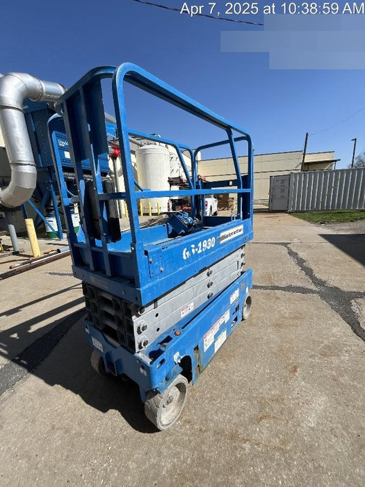 2020 Genie GS-1930 Solid Non Marking Tires, Beacon, Folding rails with half height swing gate