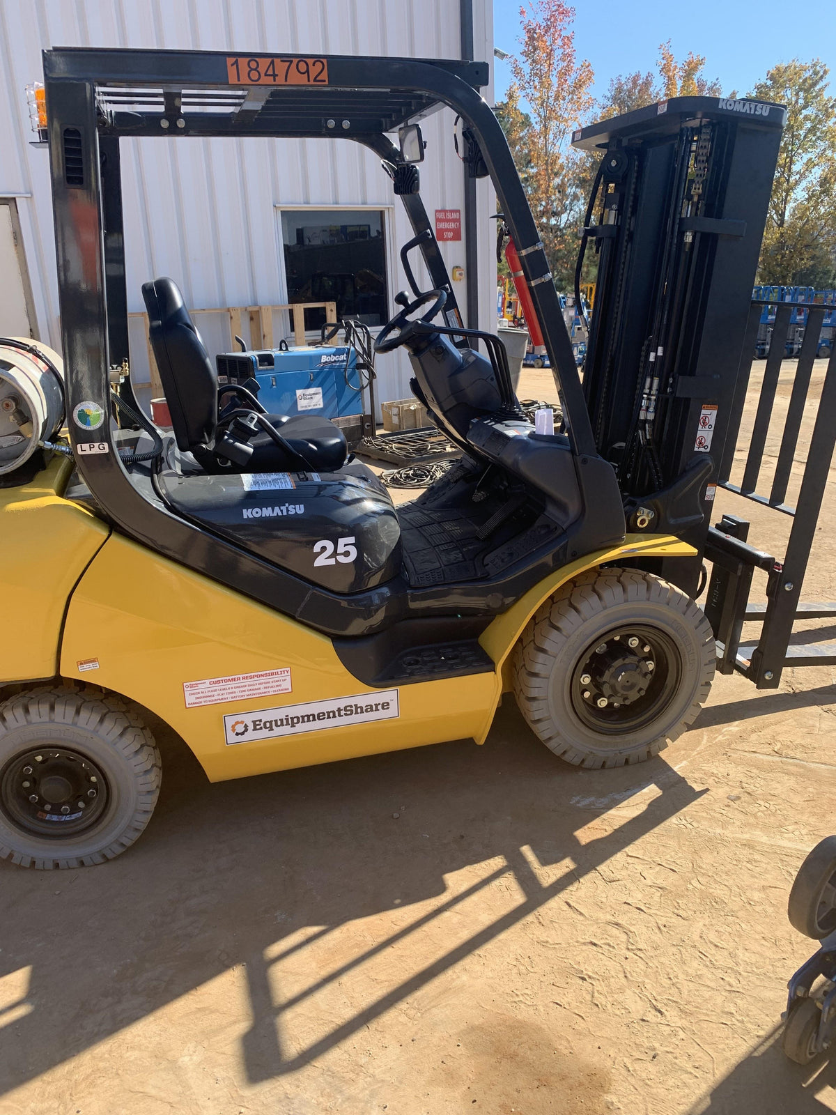 2021 KOMATSU FG25T-16
