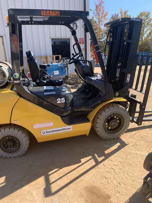 2021 KOMATSU FG25T-16