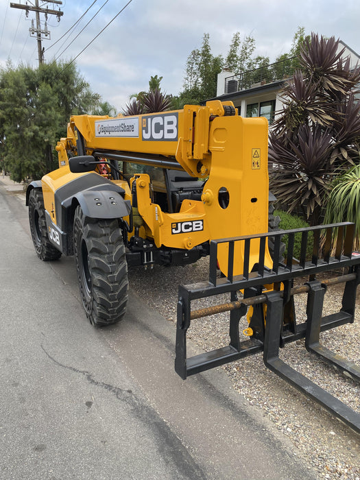 2022 JCB 509-42
