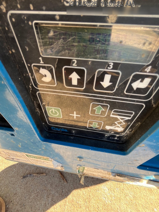 2018 Genie GS-3232 Genie GS3232 Lift w/Folding Rails and Swing Gate