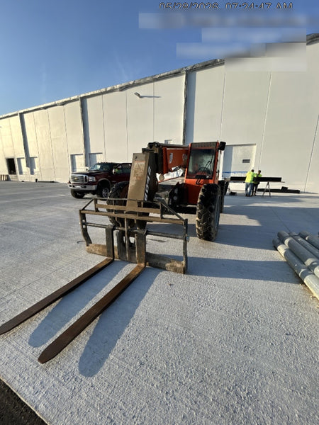 2024 SKYTRAK 8042