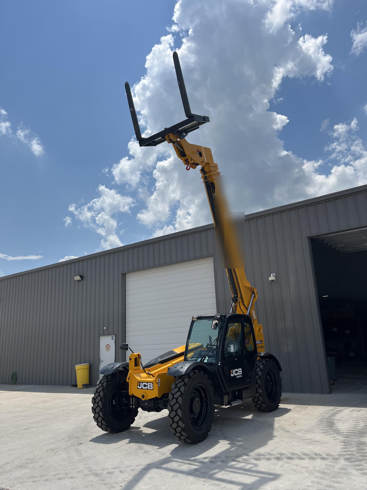 2025 JCB 509-42