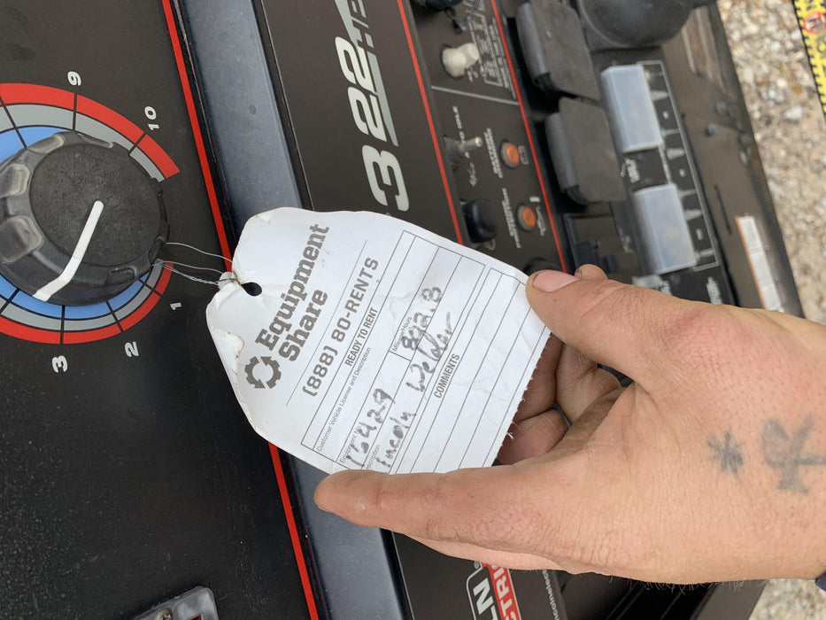 2018 Lincoln Electric Vantage 322 Lincoln Vantage 322 Welder Ready Pak 3 - Vantage 322, Trailer, Fender and light kit, Cable rack