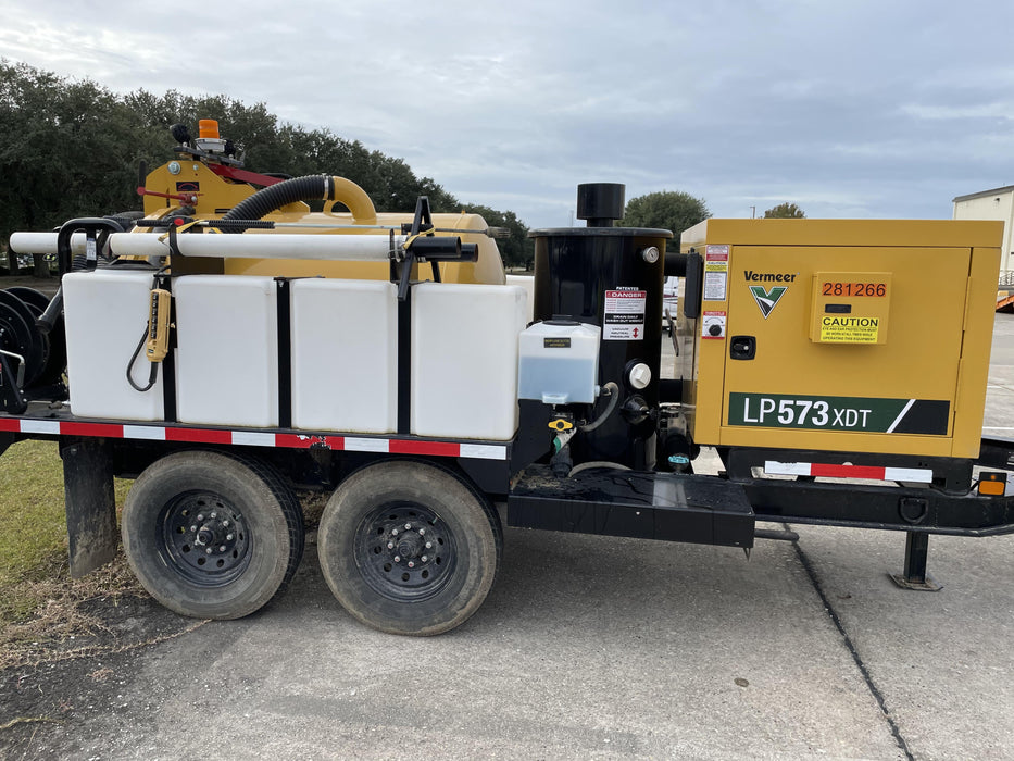 2023 Vac-Tron LP573XDT T4 Koehler Diesel Engine, 500 Gallon Debris Tank, x2 100 Gallon Water Tanks