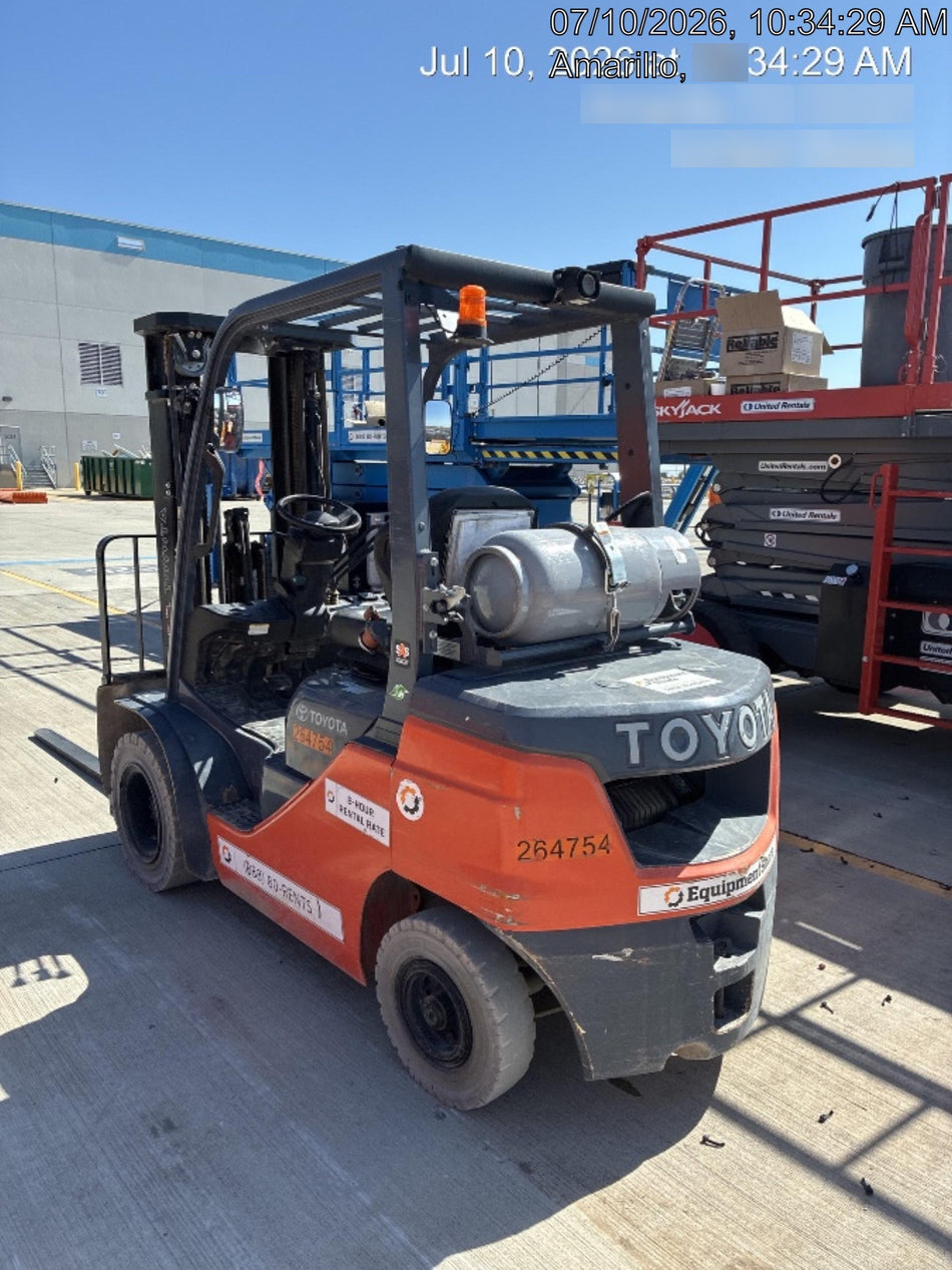 2022 TOYOTA 50-8FGU25