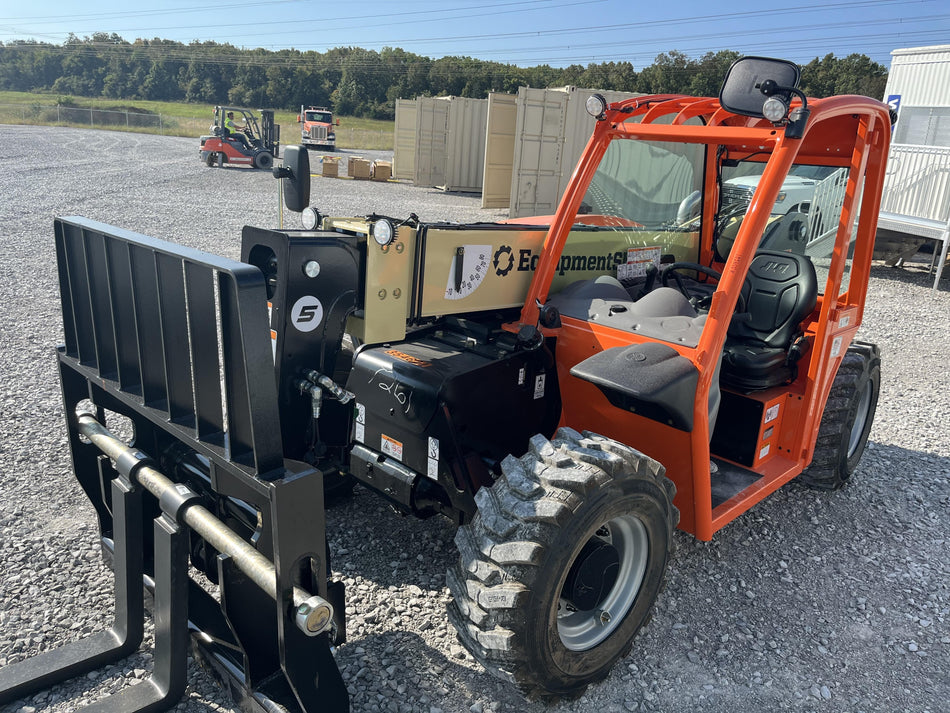 2023 JLG G5-18A