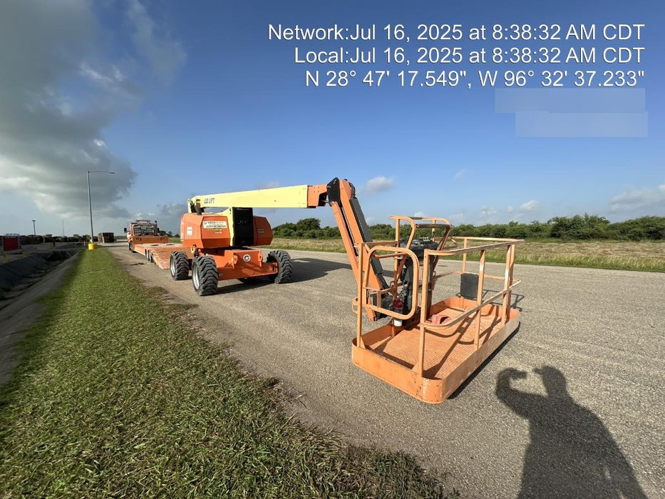 2019 JLG 800AJ Deutz Diesel Engine, FF Tires, Welder-Ready Package, Rotating Beacon