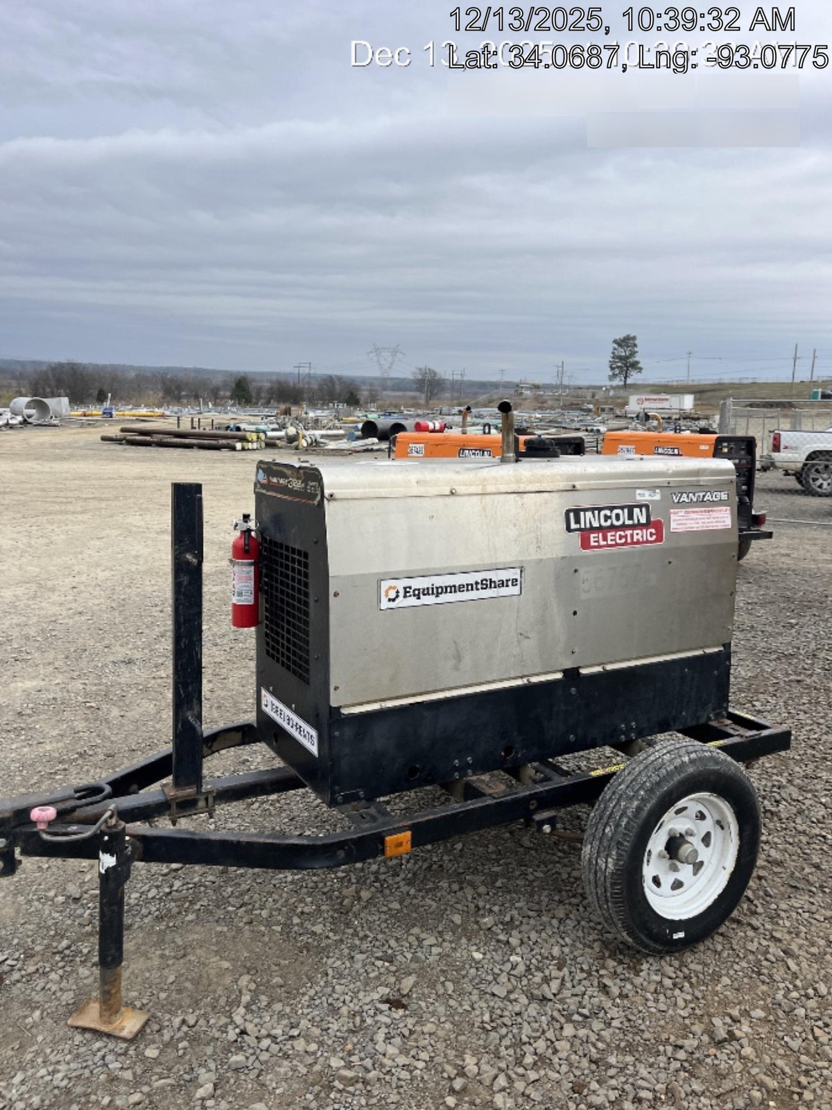 2019 Lincoln Electric Vantage 322 Welder Ready-Pak 3, Two wheel trailer, Fender and Light kit, Cable Rack