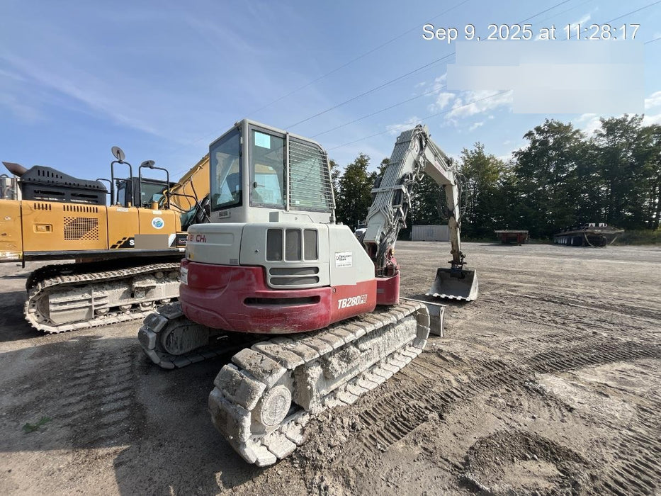2016 TAKEUCHI TB280FR