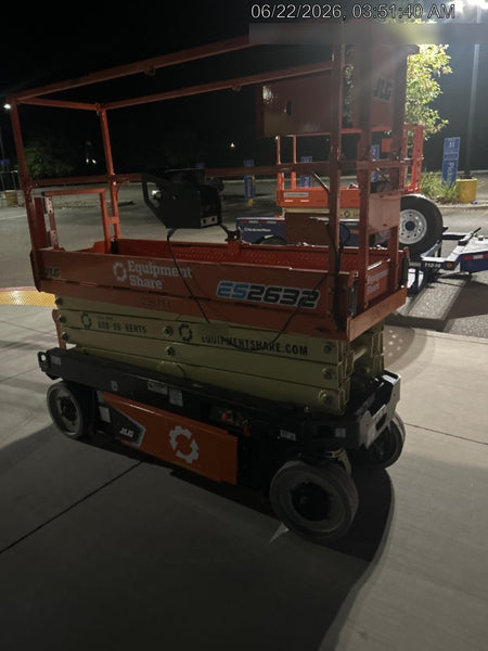 2022 JLG ES2632